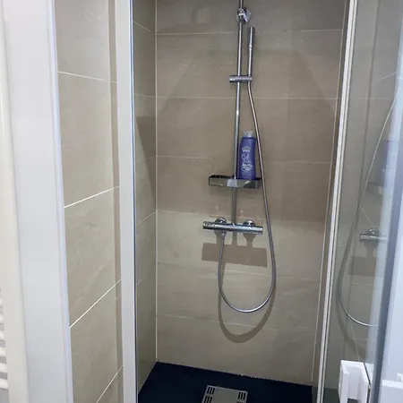 Dependance Zenith Cosy Avec Terrasse Billard Parking Gratuit Possibilite Jacuzzi En Option 3* 르 그랑 케비
